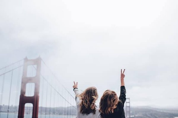 Quels sont les astuces et les conseils pour économiser sur son budget voyage ?