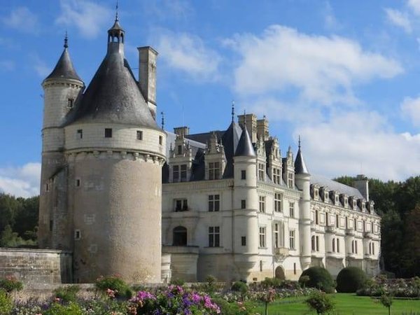 Voyage féerique : Découvrir les châteaux de la Loire en camping-car